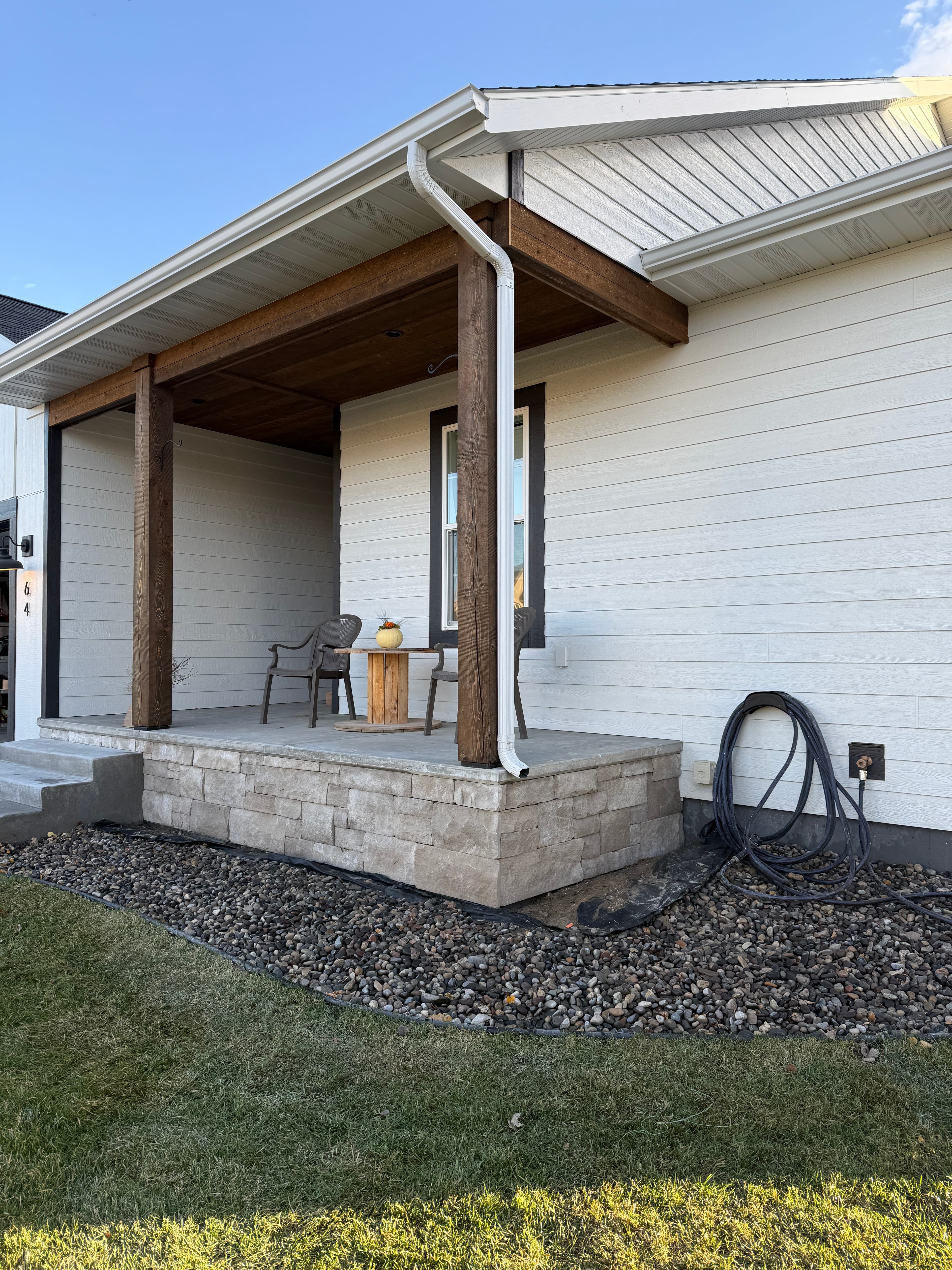 Finished stone porch knee wall